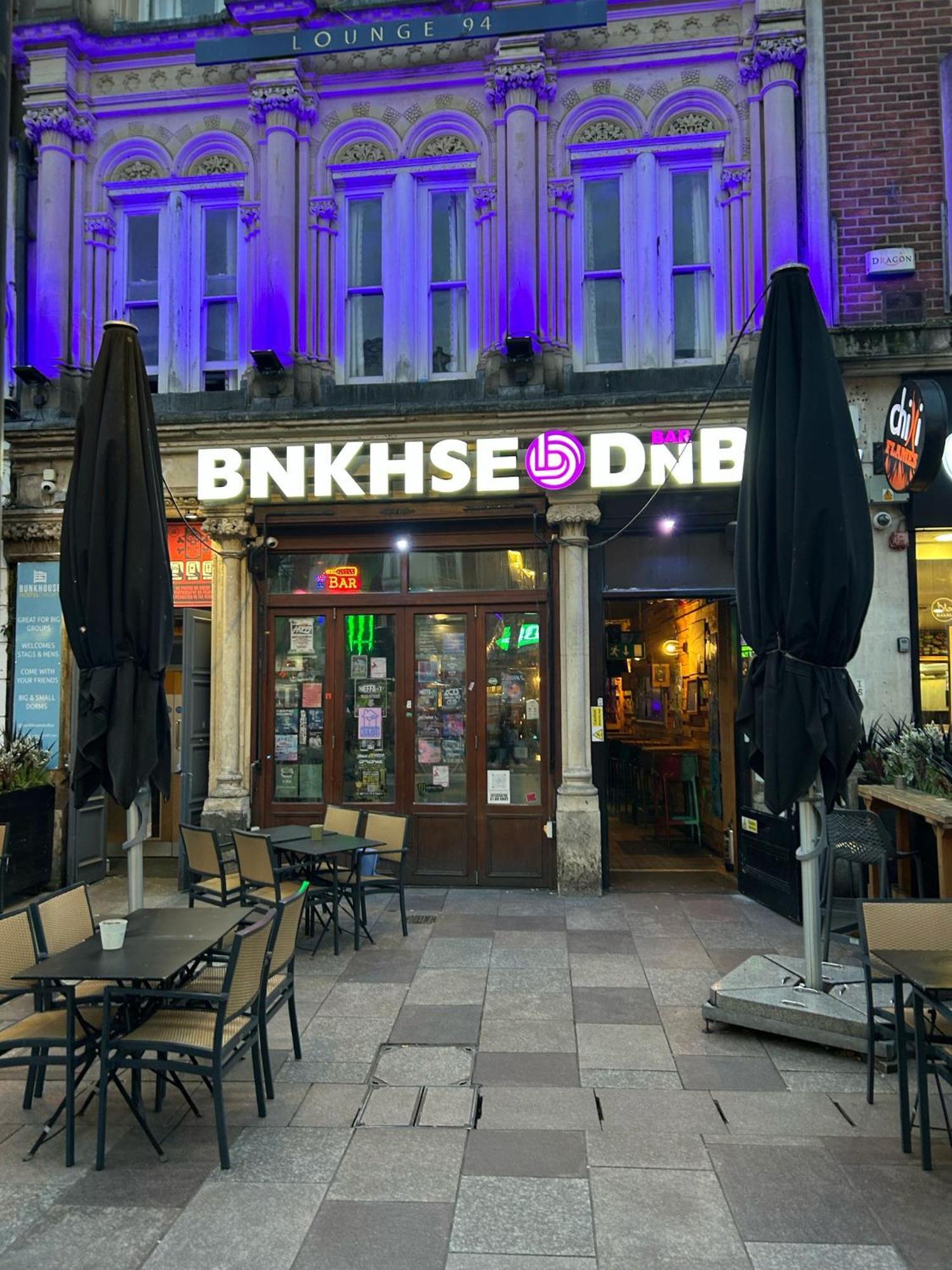 Bunkhouse Vandrarhem Cardiff Exteriör bild